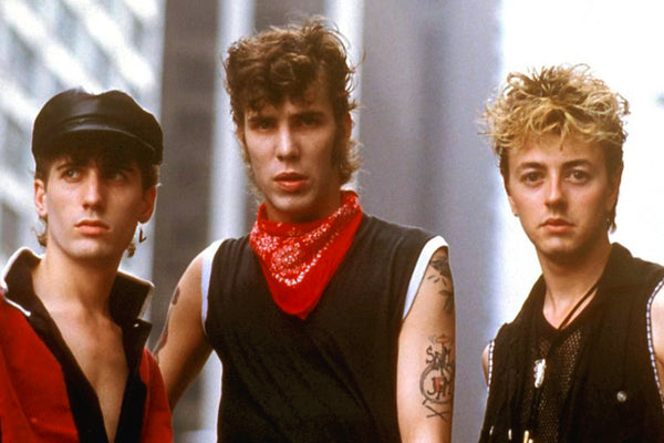 Stray Cats at VLV21, All Admiral In Stock